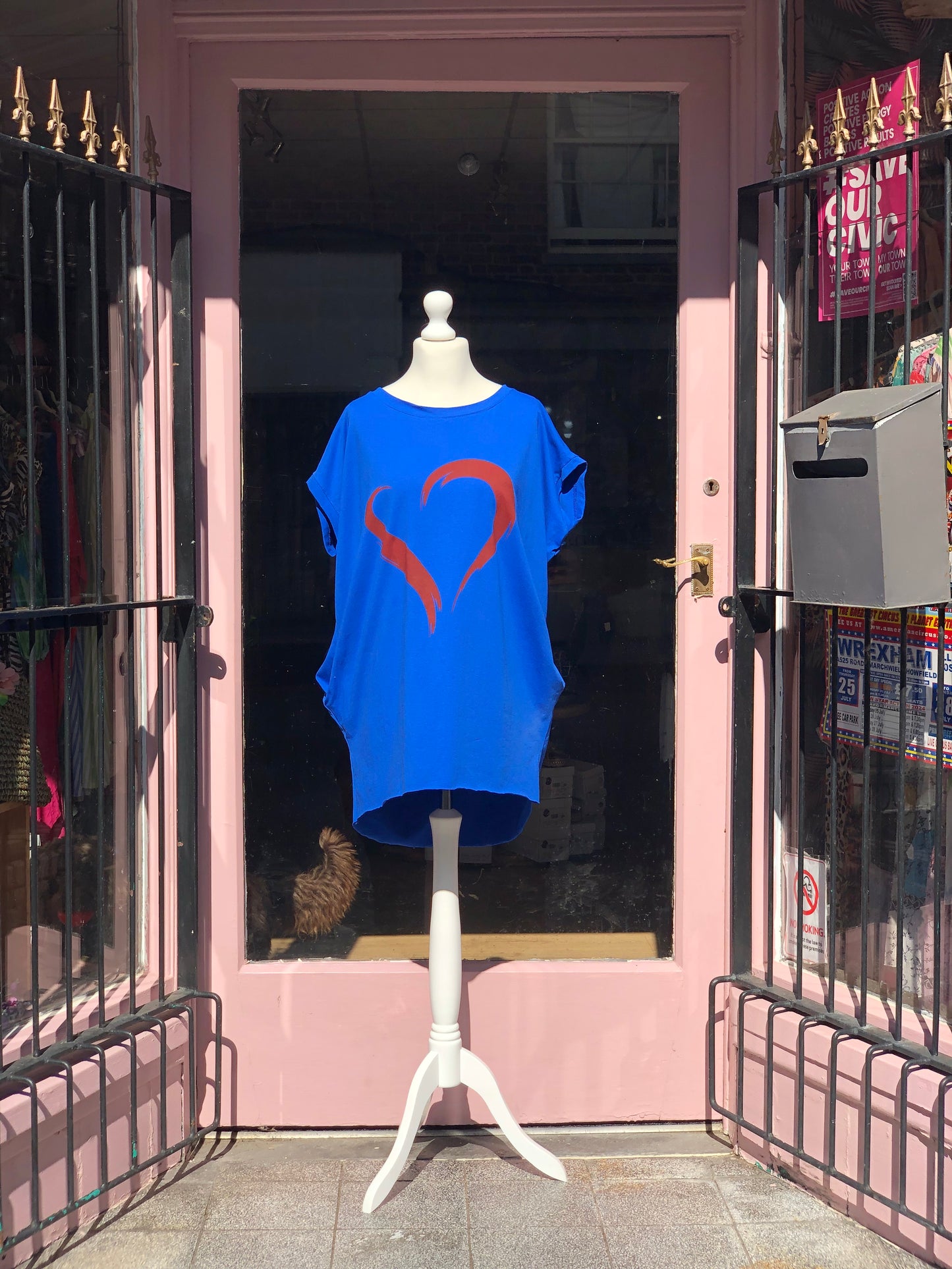 Oversized Heart T - Shirt