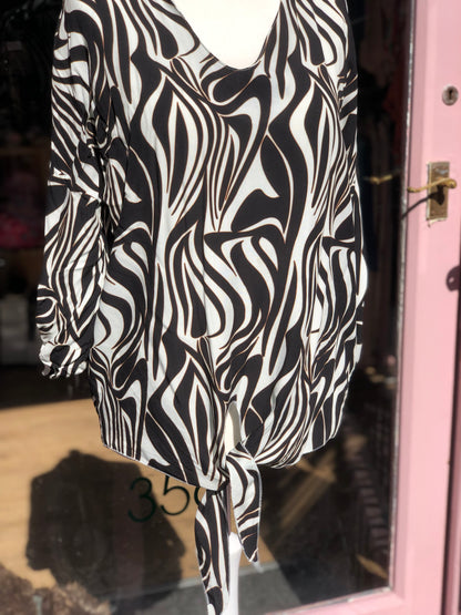 Swirl Print Tie Top