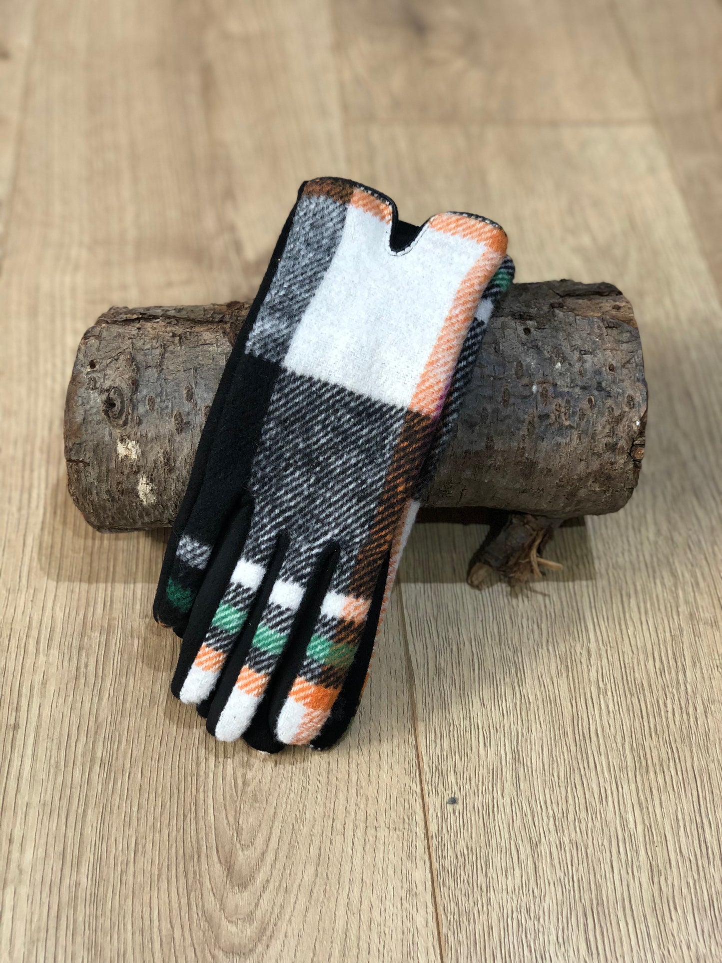 Tartan Gloves