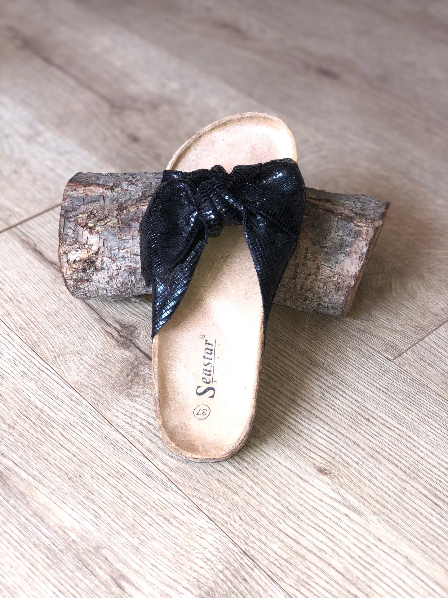 Black Sparkle Bow Sliders